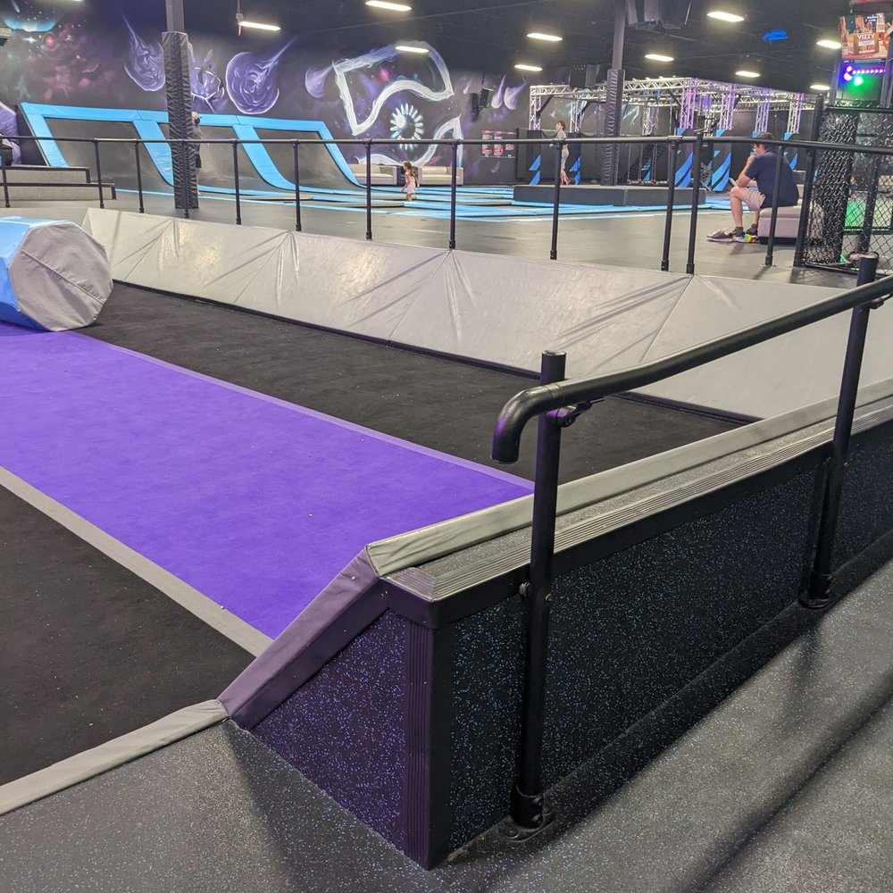 DEFY - Bradenton - Entire place covered in mats. Safe for all ages. - Trampoline Parks Near Me - Bradenton, Florida