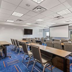 Hampton Inn & Suites Greeley - Meeting Room