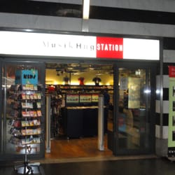 Musik Hug Station - Musik Hug - ShopVille
