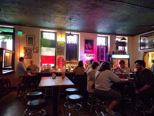 O'Zone Pizza Pub by null