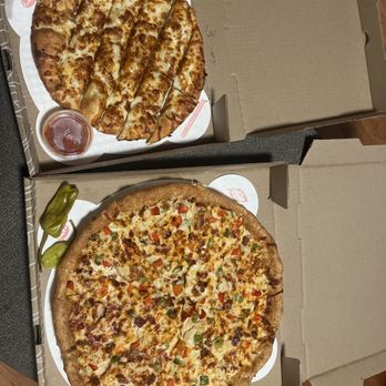 Sarpino's Pizzeria - The Sante Fe and some cheesy breadsticks. Damn good - Pizza Near Me - Chaska, Minnesota Sarpino's Pizzeria - The Sante Fe and some cheesy breadsticks. Damn good - Pizza Near Me - Chaska, Minnesota