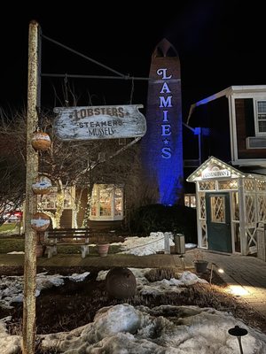 Lamies Inn and The Old Salt Restaurant by null