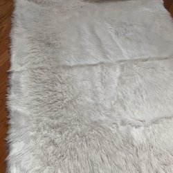 Sunshine Cleaners & Laundry - Rug is still dirty looking
