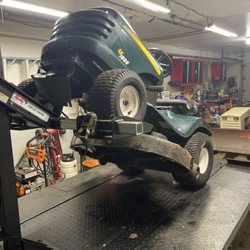 Small Engine E R - Riding mower repair