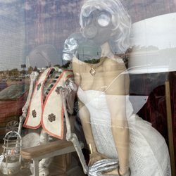The Full Monty - Great shop