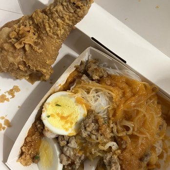 Jollibee - Chicken joy with palabok combo. - Chicken Shop Near Me - Chandler, Arizona