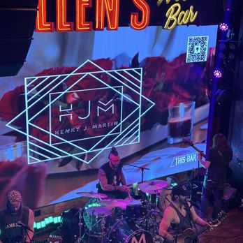 Morgan Wallen's This Bar - Cocktail Bars Near Me - Nashville, Tennessee