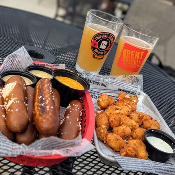 Sippi’s Pub & Grub - Toppling Goliath draft, pretzel flight & cheese curds! - Pubs Near Me - Winona, Minnesota Sippi’s Pub & Grub - Toppling Goliath draft, pretzel flight & cheese curds! - Pubs Near Me - Winona, Minnesota