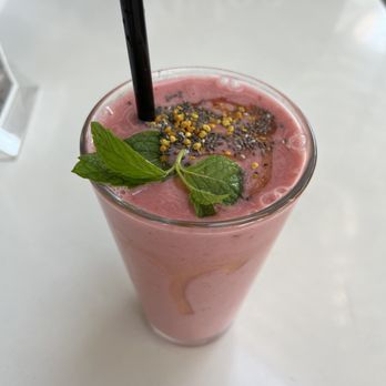 Outpost Kitchen - Banana Babe Smoothie - Breakfast & Brunch Near Me - Costa Mesa, California Outpost Kitchen - Banana Babe Smoothie - Breakfast & Brunch Near Me - Costa Mesa, California
