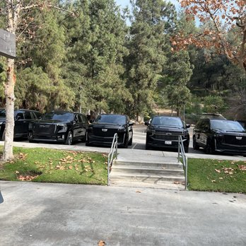 V V Transportation - Town Car Service Near Me V V Transportation - Town Car Service Near Me