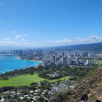 Diamond Head Lookout - Waikiki - Parks Near Me - Honolulu, Hawaii