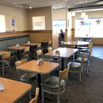 Culver's - Tables were clean, the floor was dirty. - Fast Food Near Me - Orem, Utah