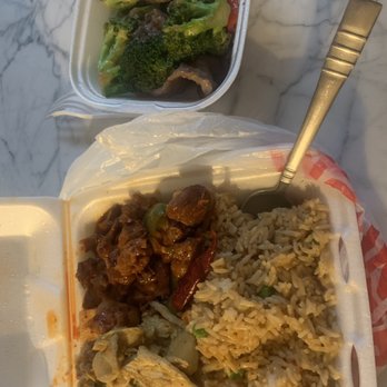 Ruby Thai Kitchen - rice, meat and vegetables in a styrofoam container - Thai Near Me - Tacoma, Washington Ruby Thai Kitchen - rice, meat and vegetables in a styrofoam container - Thai Near Me - Tacoma, Washington
