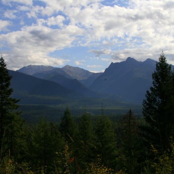 Ross Creek Cedars - View of the Cabinet Mountains from the entrance road overlook. - Hiking Near Me - Libby, Montana Ross Creek Cedars - View of the Cabinet Mountains from the entrance road overlook. - Hiking Near Me - Libby, Montana