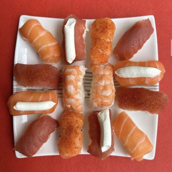 Sushis & Co - Nos sushis : Sushis saumon, saumon cheese, saumon épicé, thon, thon cheese, ton épicé et crevette - Sushi Bars Near Me - La Teste-de-Buch, 33