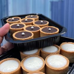 Uber Factory - 2/8/23 dark chocolate Mac nut and haupia