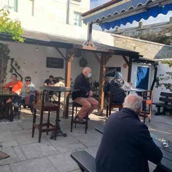 The Algiers Inn - Warm and welcoming Beer Garden - Pubs Near Me - Baltimore, Colorado