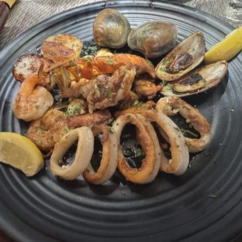 El Chotis - Seafood appetizer - Spanish Near Me - San Juan, Puerto Rico El Chotis - Seafood appetizer - Spanish Near Me - San Juan, Puerto Rico