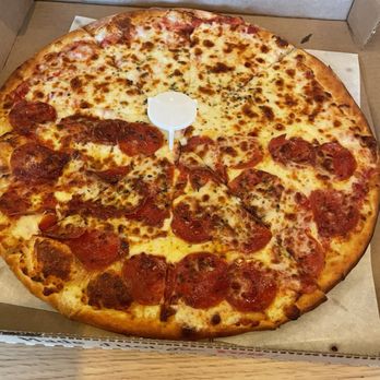 Via Capri Pizzeria - 1/2 & 1/2 Specialty Pizzas - Pizza Near Me - Kissimmee, Florida Via Capri Pizzeria - 1/2 & 1/2 Specialty Pizzas - Pizza Near Me - Kissimmee, Florida