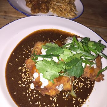 Giant - Chicken - New American Near Me - Chicago, Illinois