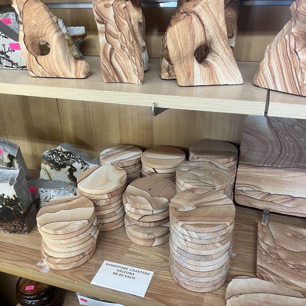 Ginkgo Gem Shop - Hobby Shops Near Me - Vantage, Washington