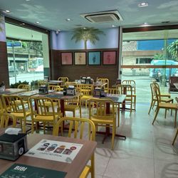 Bibi - Some of the Inside Seating and Decor, cute 9.0/10