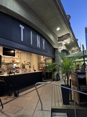 Tiny Tapp & Tiny Café by null