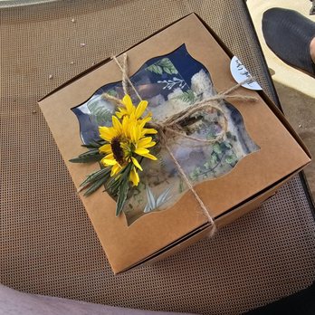 Picnics From The Vine - Caterers Near Me