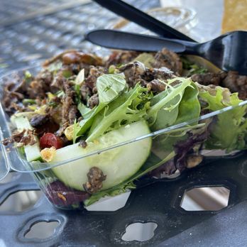 Pita Q - Steak Salad - Greek Near Me - Sacramento, California Pita Q - Steak Salad - Greek Near Me - Sacramento, California