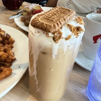 Honeybear Cafe - Cookie latte - Breakfast & Brunch Near Me - Chicago, Illinois Honeybear Cafe - Cookie latte - Breakfast & Brunch Near Me - Chicago, Illinois