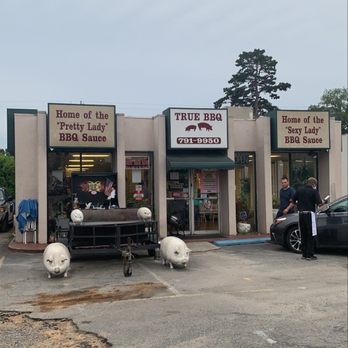 True BBQ - Quite interesting decor! - Barbeque Near Me - West Columbia, South Carolina True BBQ - Quite interesting decor! - Barbeque Near Me - West Columbia, South Carolina