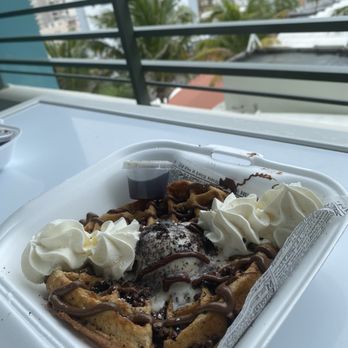 Waffler Avenue - Cookies & Cream waffle - Cafes Near Me - San Juan, Puerto Rico Waffler Avenue - Cookies & Cream waffle - Cafes Near Me - San Juan, Puerto Rico