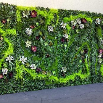 Emerald Walls - Indoor Landscaping Near Me