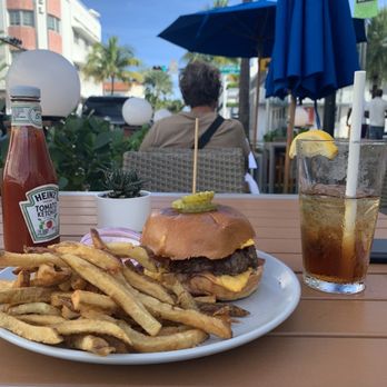 Sunny’s - Hamburger - French Near Me - Miami Beach, Florida Sunny’s - Hamburger - French Near Me - Miami Beach, Florida