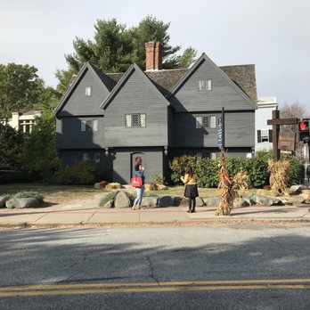 Salem Witch Village - Witches House - Museums Near Me - Salem, Massachusetts