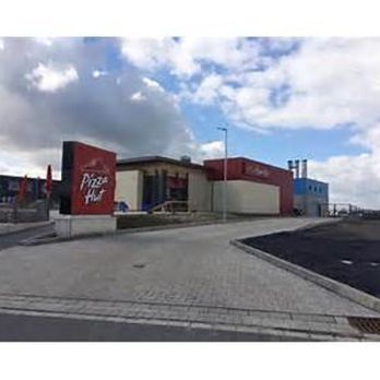 Pizza Hut - Pizza Near Me - Kamen, NW