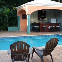 Arawak Bay: The Inn at Salt River - Pool area