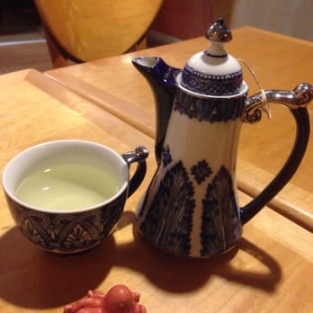 Octopus Garden - Pear green tea - Japanese Near Me - Vancouver, British Columbia