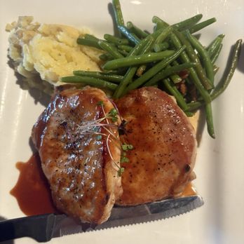 District Pour House - Pork Chops - Bars Near Me - Shawnee, Kansas District Pour House - Pork Chops - Bars Near Me - Shawnee, Kansas
