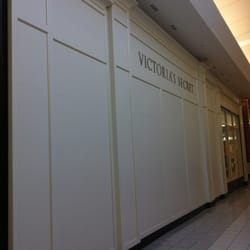 Victoria's Secret & PINK