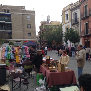 Mercado de Feria - Merchants everywhere - Farmers Market Near Me - Seville, SE Mercado de Feria - Merchants everywhere - Farmers Market Near Me - Seville, SE