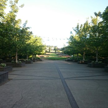 The Oregon Garden - Botanical Gardens Near Me - Silverton, Oregon