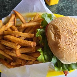 Quinault River Village Internet Cafe - Deluxe bacon cheeseburger with fries