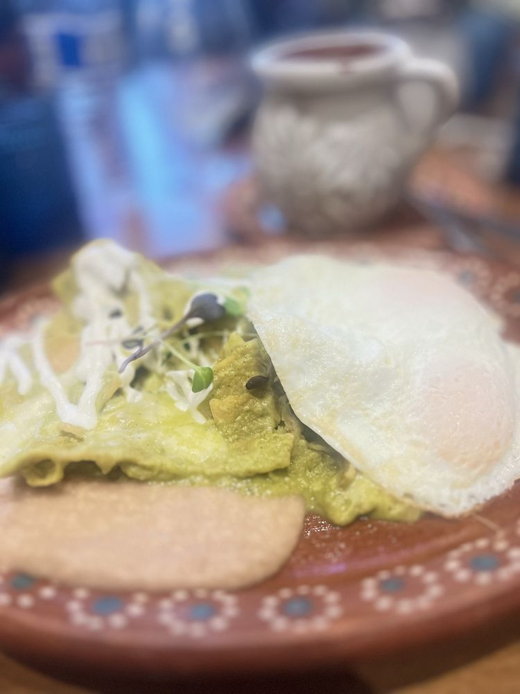 Aroma Brunch & Dinner