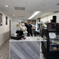 Daggs Sandwich Shop - The Daggs Club (Chopped)