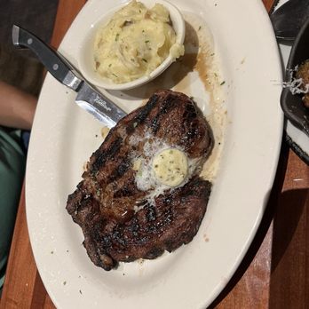 Weber Grill Restaurant - Delmonico Ribeye with mashed potatoes - Barbeque Near Me - Schaumburg, Illinois