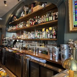 M Peppers - Bar