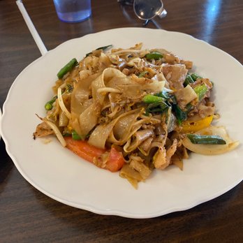 Cherry Thai Cafe - Thai Near Me - Aurora, Colorado