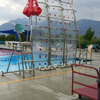 Carson Valley Swim Center - Rockwall - Swimming Pools Near Me - Minden, Nevada