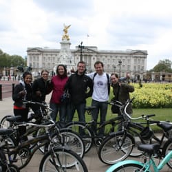 Revolution Tours - The Bike Tour at Buckingham Palace